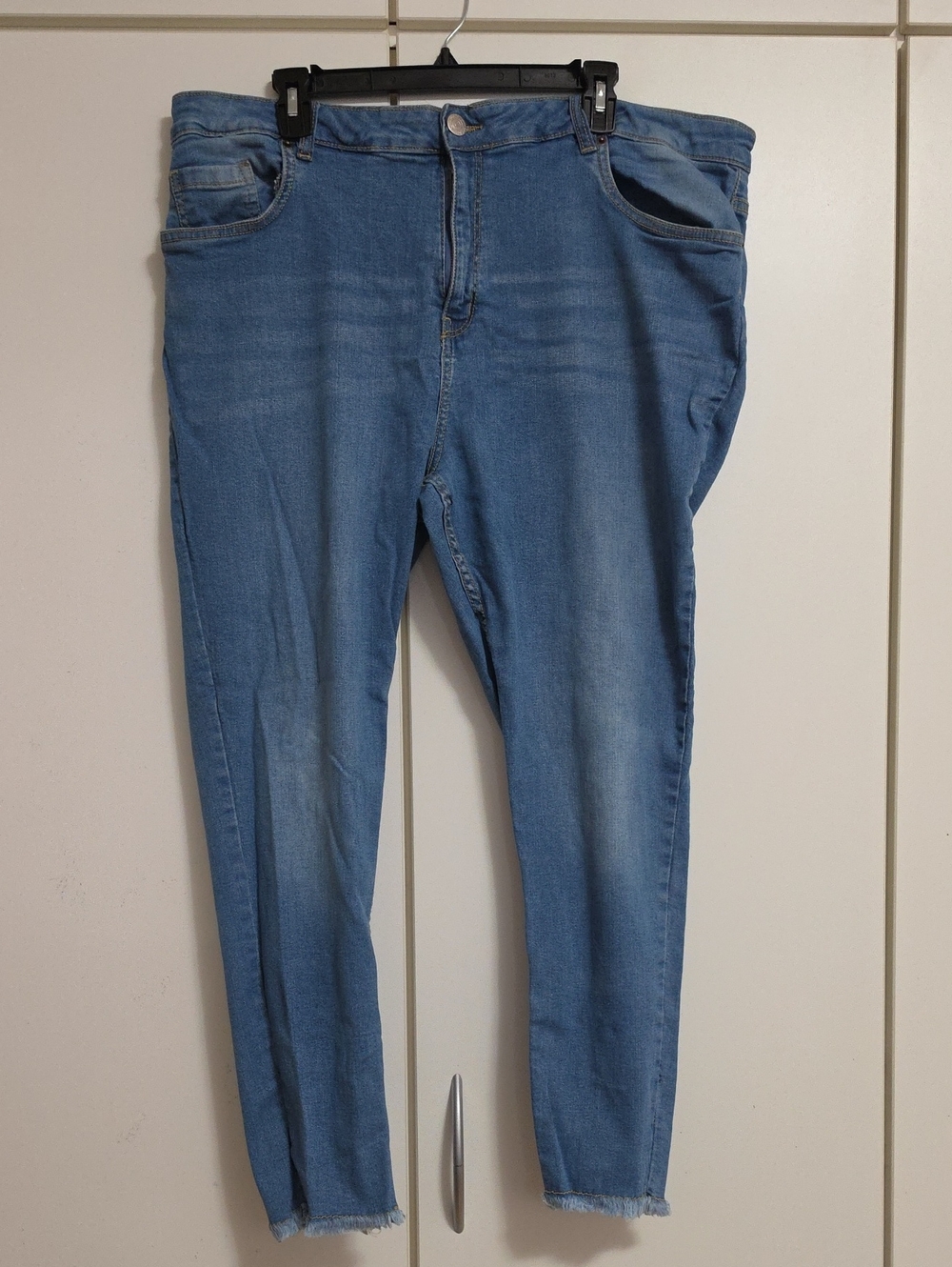 Slim High-Rise Light Blue Skinny Jeans
